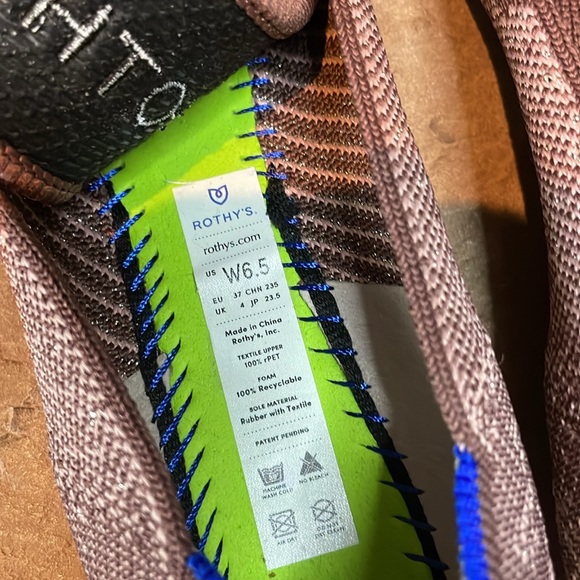 🤩Rothy’s🤩 - Picture 6 of 8